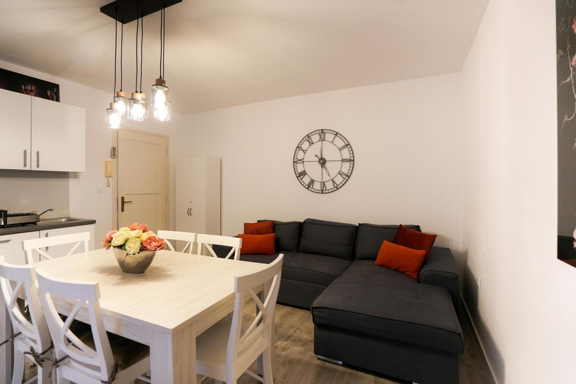 Kaya Prime Location In Old Town Apartament *