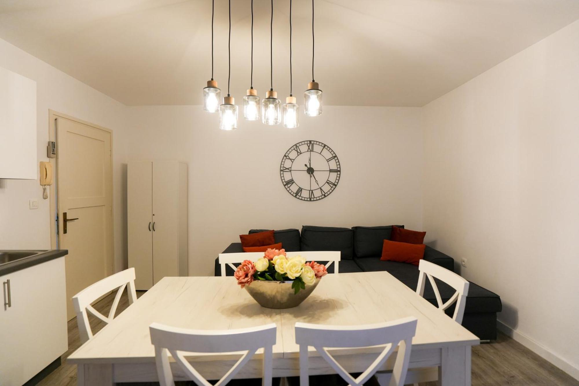 Kaya Prime Location In Old Town *